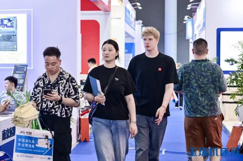 4天时间，867家参展企业，5万平方米，参观采购商54037人次……第22届中国（玉环）国际机床展圆满落幕！-华机展